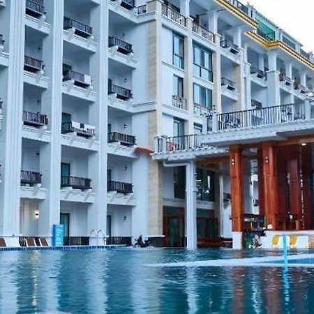 Thavisouk Riverside Hotel Vang Vieng Exteriör bild