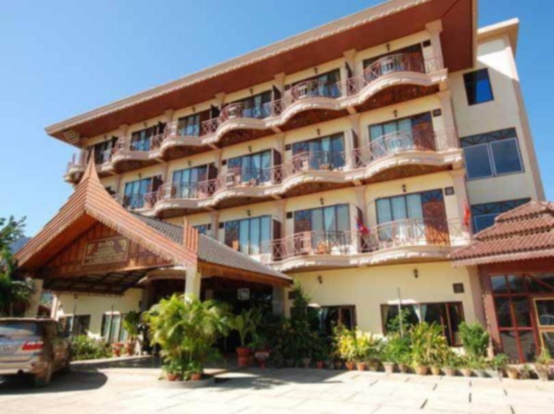 Thavisouk Riverside Hotel Vang Vieng Exteriör bild