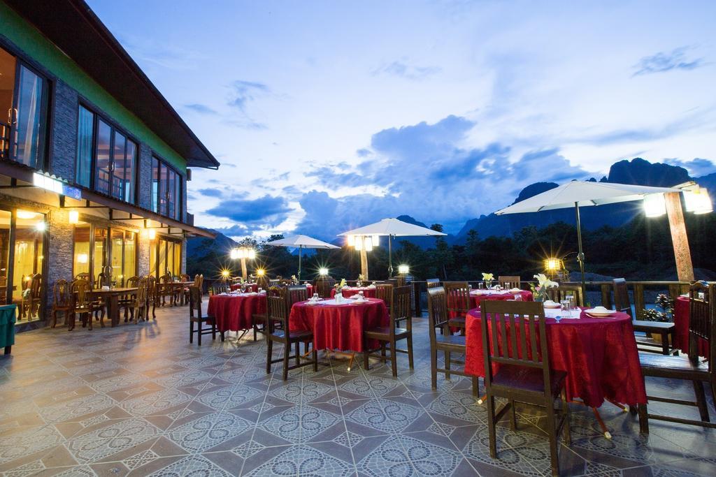 Thavisouk Riverside Hotel Vang Vieng Exteriör bild